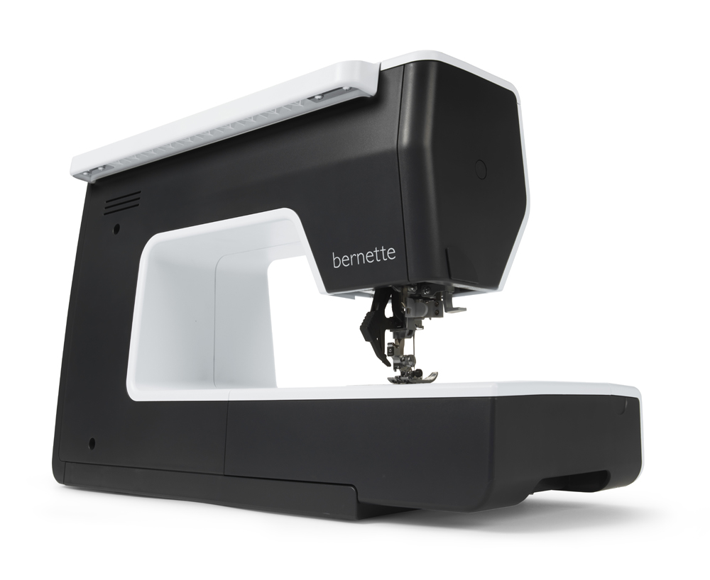 Швейная машина BERNETTE b77 