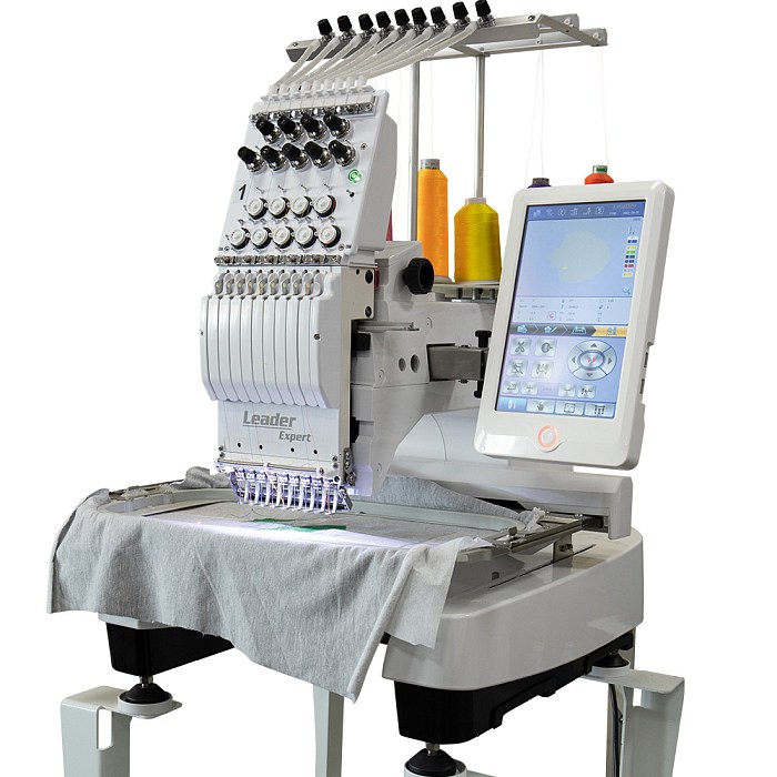 Профессиональная вышивальная машина Leader Expert LE-900 (устройство для вышивки на кепках)