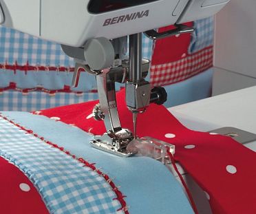  Bernina Устройство №47 для испанской мережки