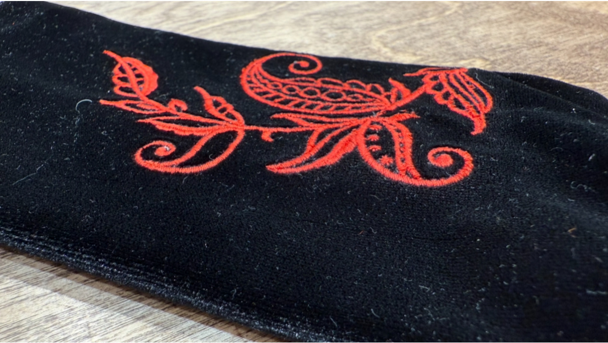 ВЫШИВКА НА ТКАНЯХ С ВОРСОМ