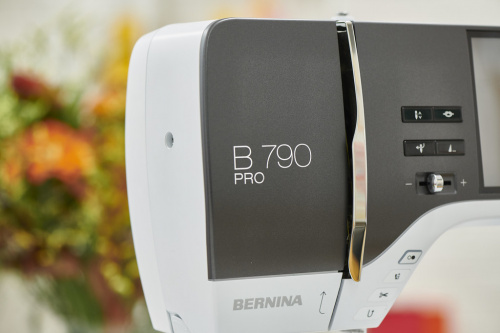 Швейно-вышивальная машина Bernina B790 Pro