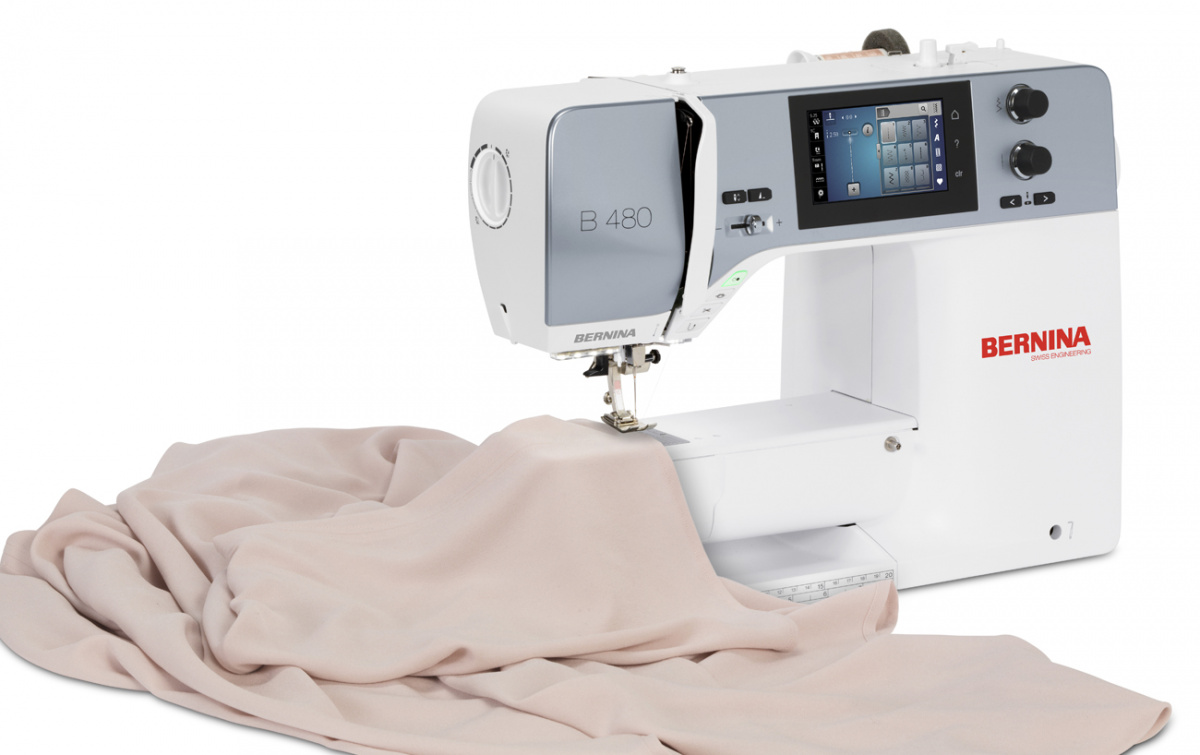 Швейная машина BERNINA 480 