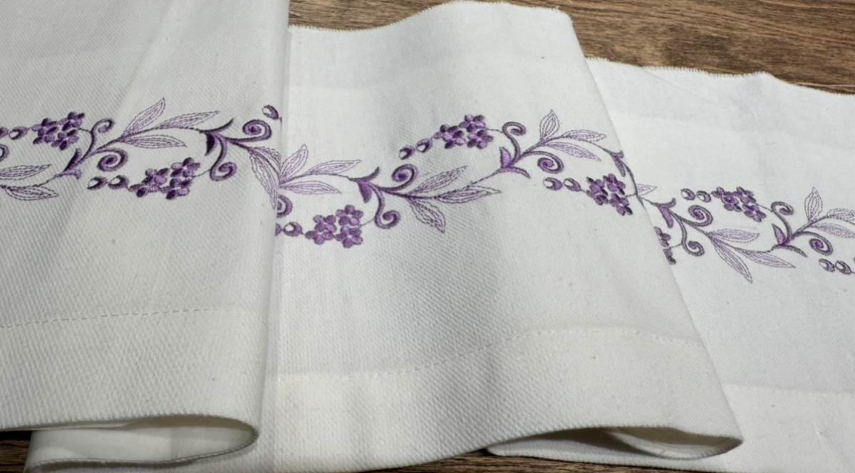 СТЫКОВКА ДИЗАЙНОВ МАШИННОЙ ВЫШИВКИ